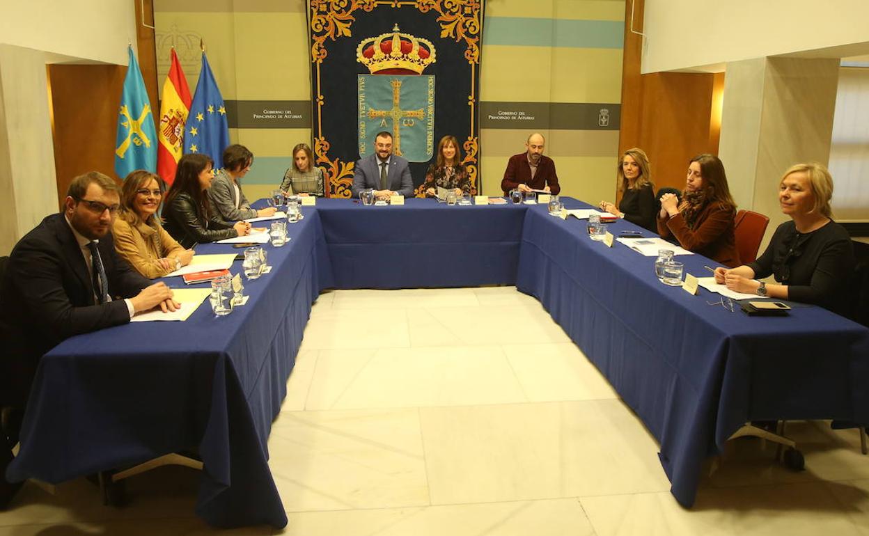 Barbón presidió la reunión de este martes.