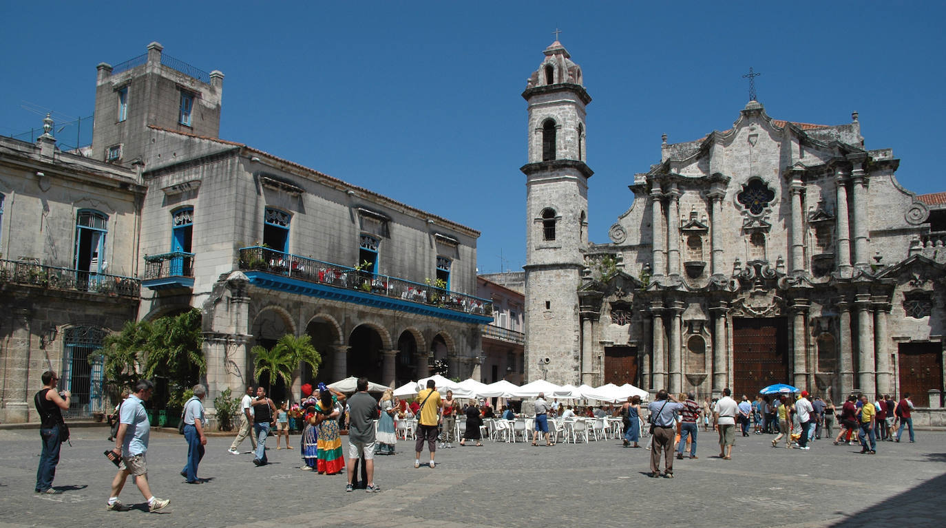 Plaza de la Catedral (La Habana, Cuba) 