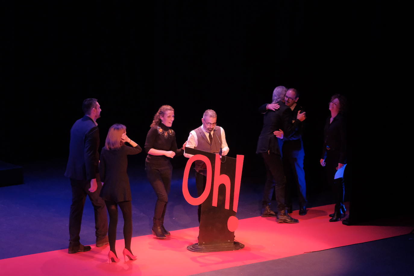 Laura Piquero recogió emocionada el premio a la mejor actriz en una gala que rindió homenaje póstumo a su padre, Alberto, y a Silvino Torre 'Bojiganga' se hace con cuatro galardones, 'Corín' con dos y 'Celeste' gana al mejor infantil