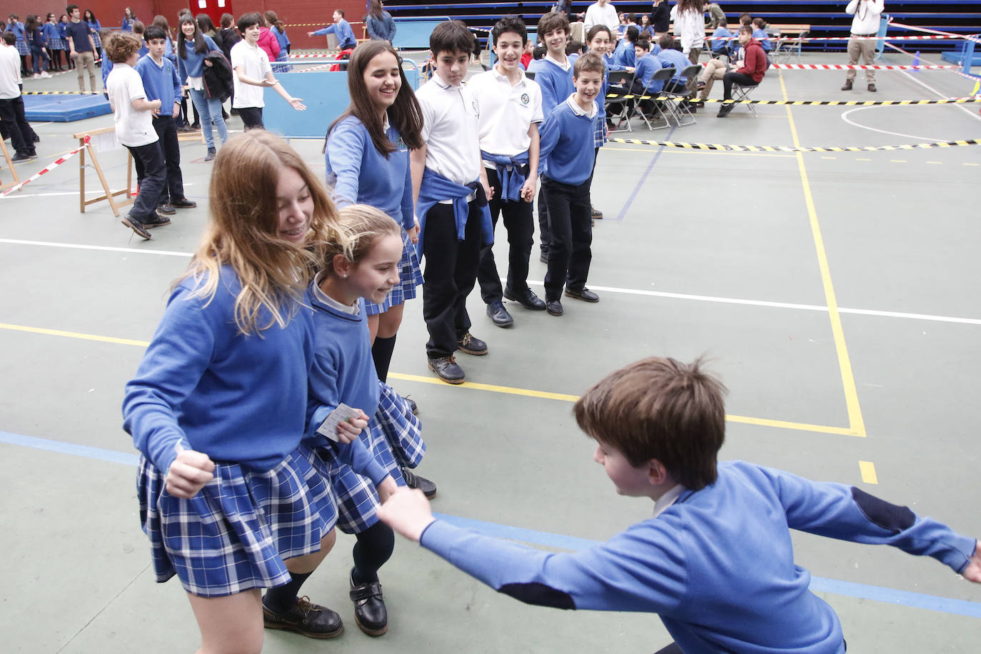 El colegio gijonés celebra el Día del Bocata con múltiples actividades.