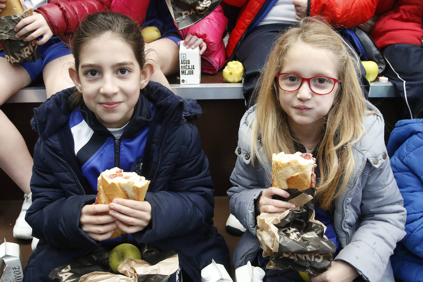 El colegio gijonés celebra el Día del Bocata con múltiples actividades.