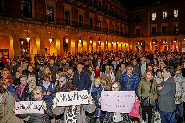 El Principado lamenta los «fallos» de la actual ley de violencia de género «porque este hombre era reincidente»
