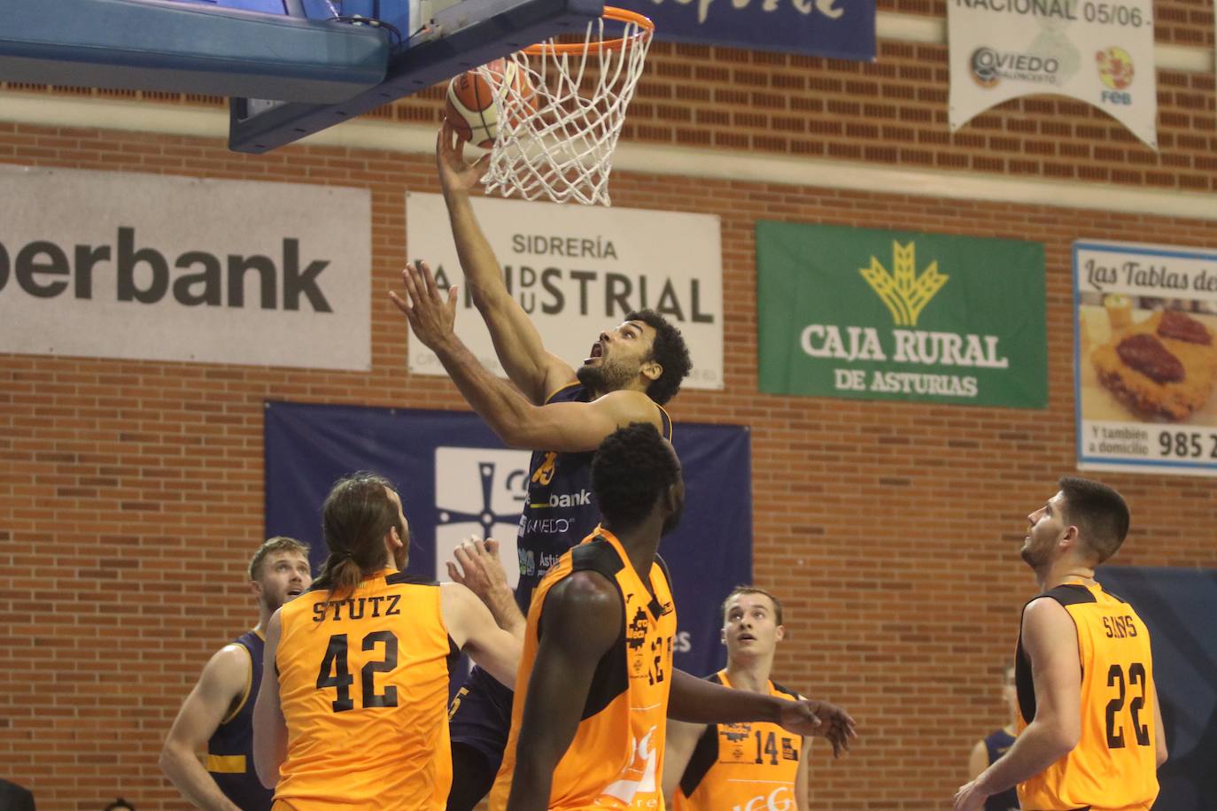 Fotos: Liberbank Oviedo 65-72 Força Lleida, en imágenes