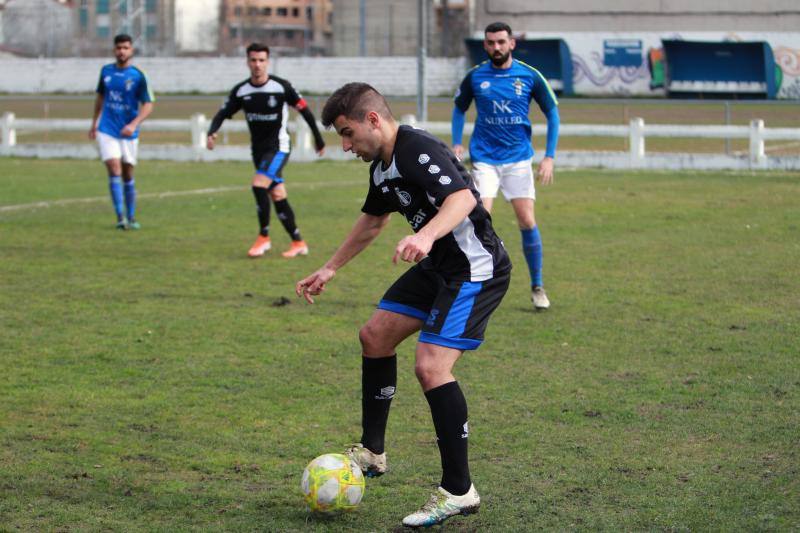 Fotos: San Martin 0-2 Real Avilés, en imágenes