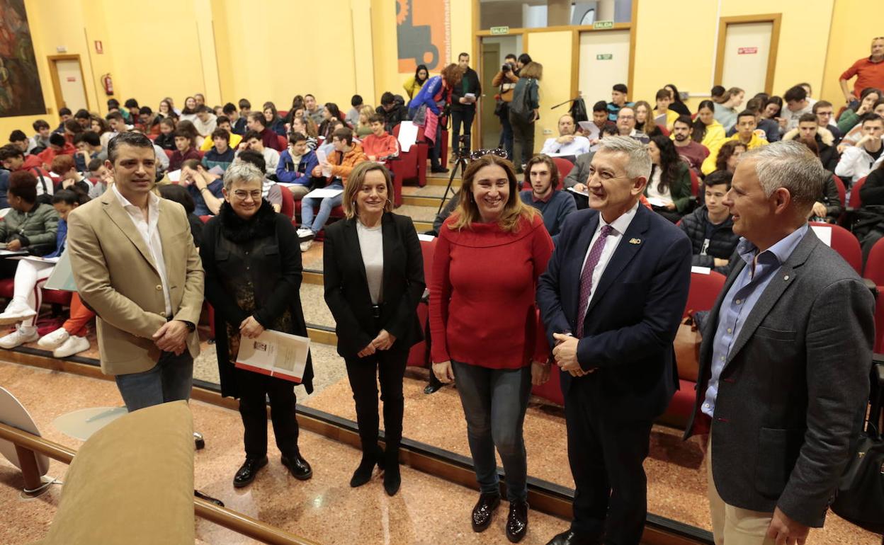 Tan solo el 25 por ciento del alumnado de la Escuela Politécnica de Ingeniería son mujeres