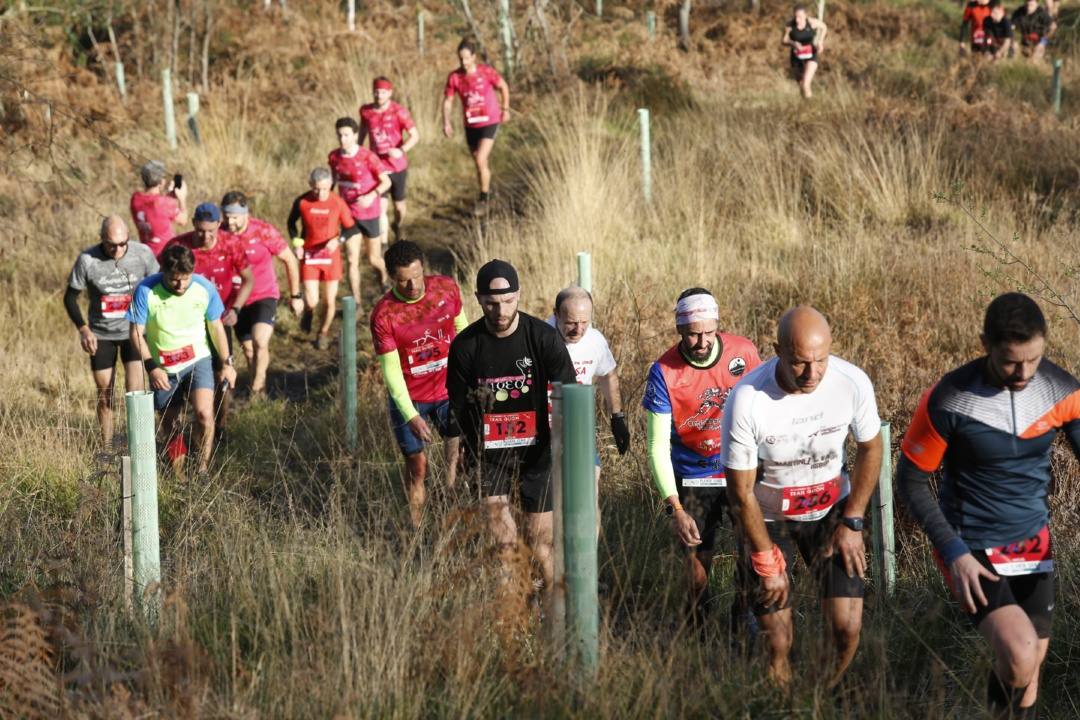 El IV Trail Gijón comienza con la prueba corta en el Camping Municipal de Deva