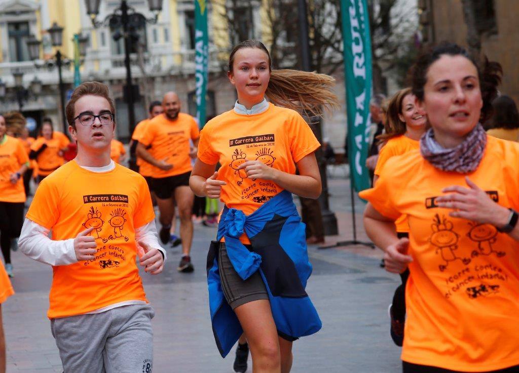 La capital del Principado acogió la II Carrera Galbán para recaudar fondos contra el cáncer infantil