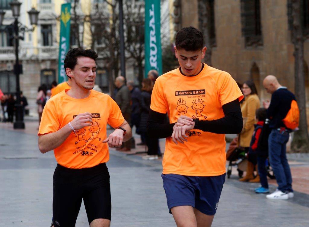 La capital del Principado acogió la II Carrera Galbán para recaudar fondos contra el cáncer infantil