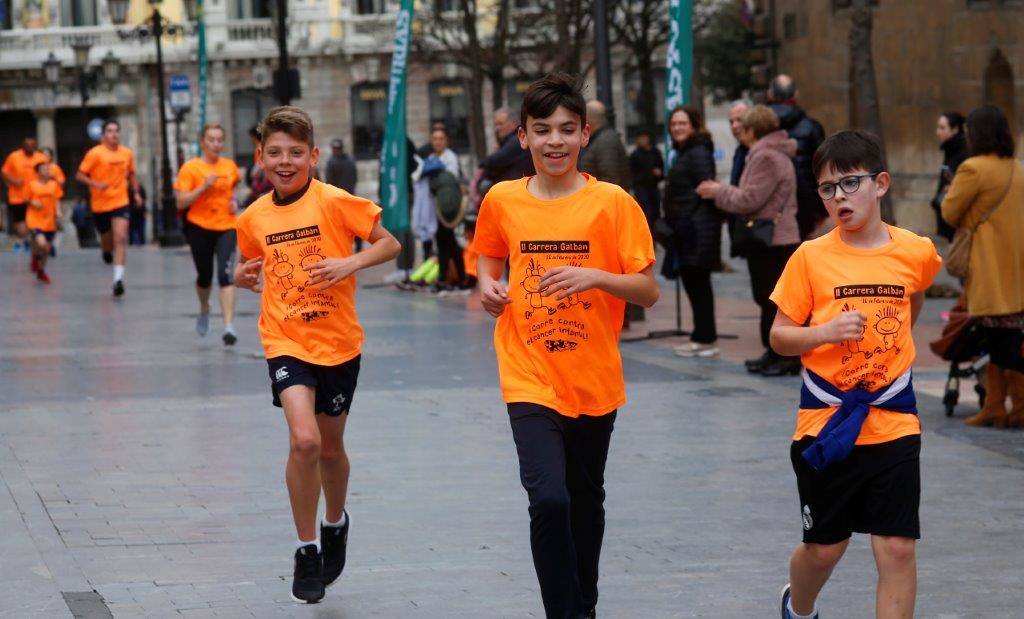 La capital del Principado acogió la II Carrera Galbán para recaudar fondos contra el cáncer infantil