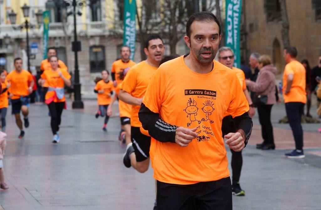 La capital del Principado acogió la II Carrera Galbán para recaudar fondos contra el cáncer infantil