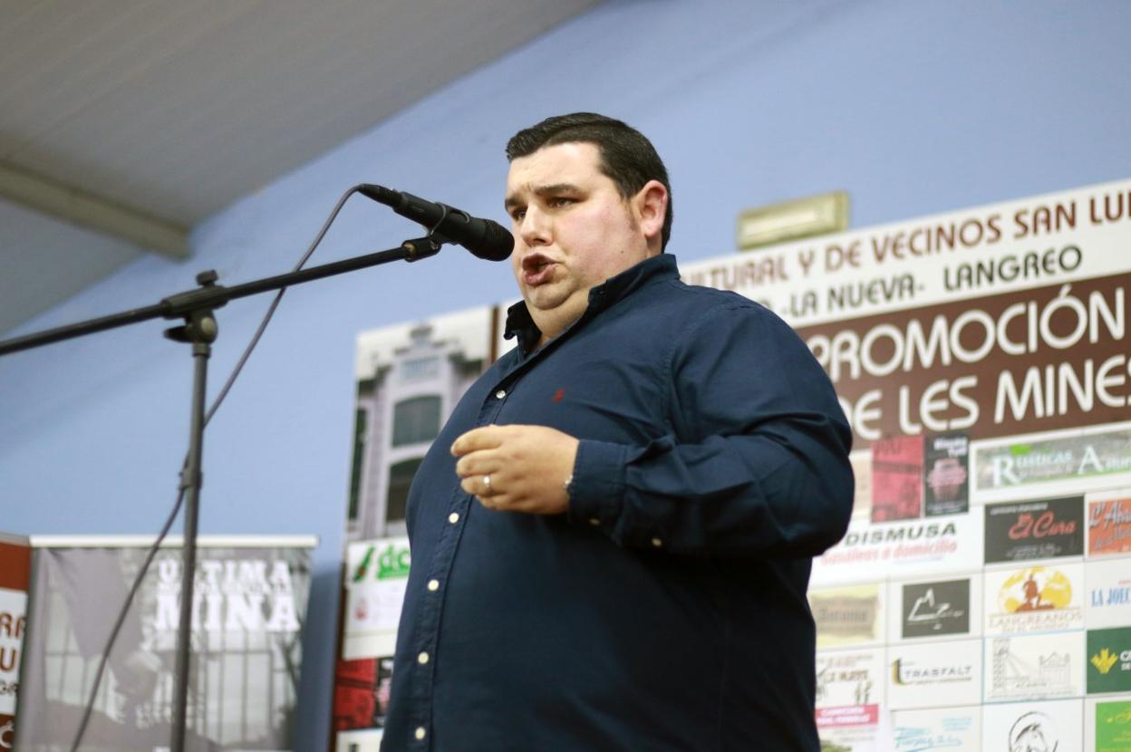 El cántabro Álvaro Fernández Conde, durante su actuación el sábado. 