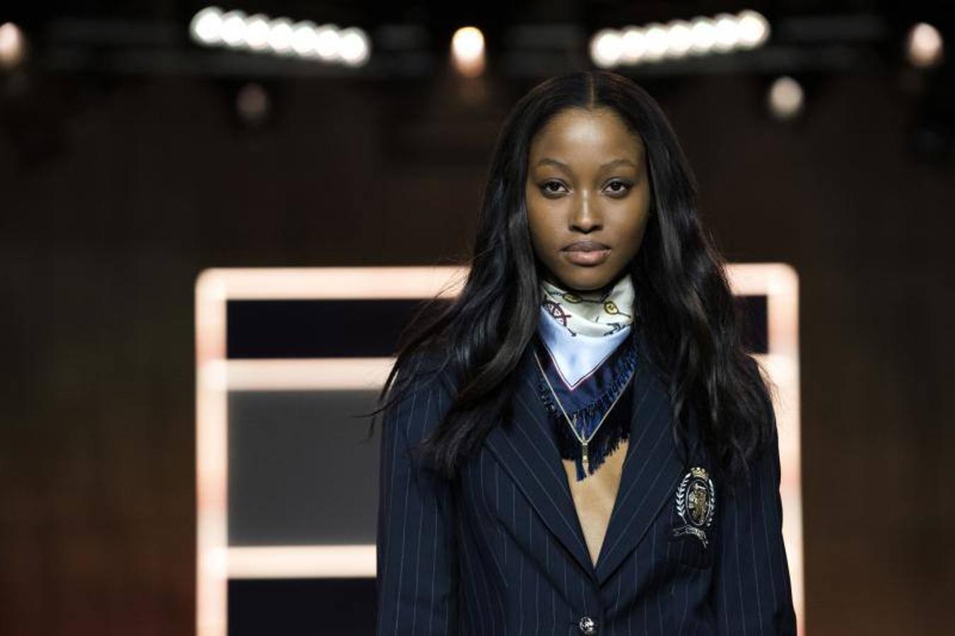 Fotos: Diversidad y moda sostenible en el desfile de Tommy Hilfiger