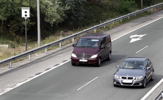 Esto es lo que dice la DGT sobre la identificación del conductor tras una multa