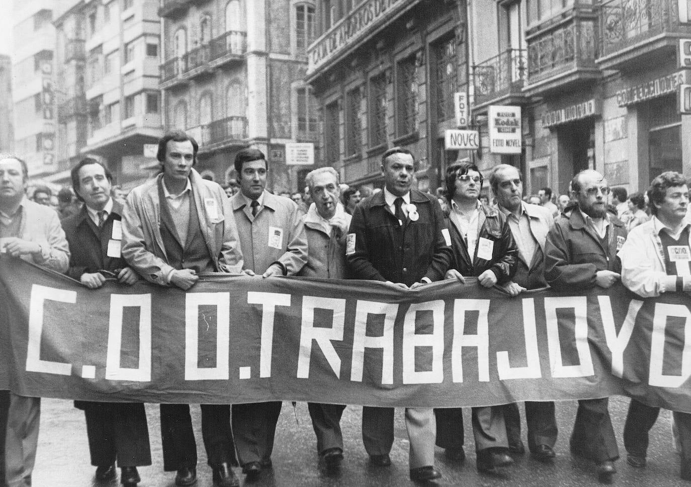 El avilesino Fernando Morán, ministro de Asuntos Exteriores entre los años 1982 y 1985, ha muerto a los 93 años en Madrid.