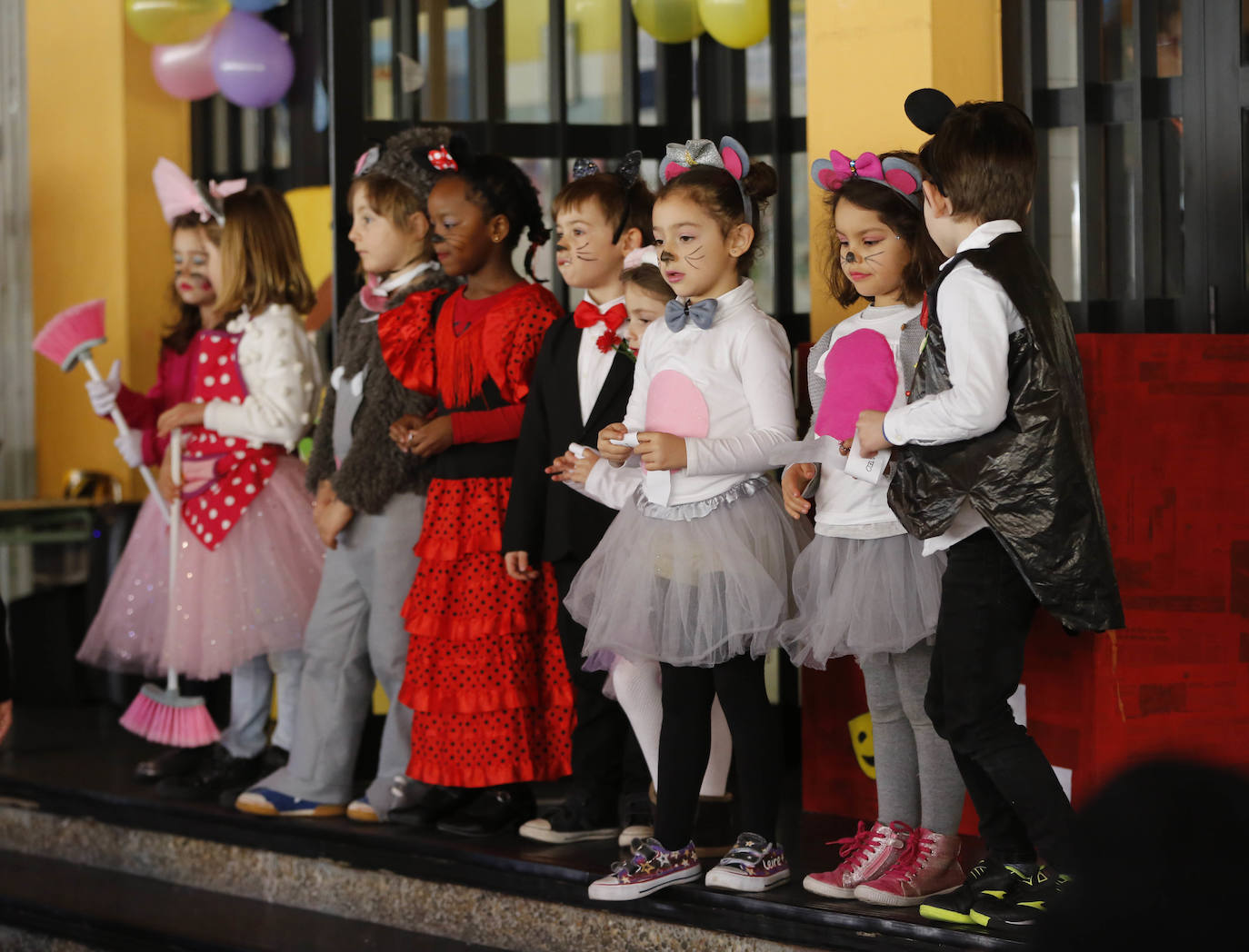 Algunos como los centros de infantil de San Eutiquio, El Bibio, Gloria Fuertes o Jovellanos hicieron que los más pequeños disfrutaran de una jornada especial