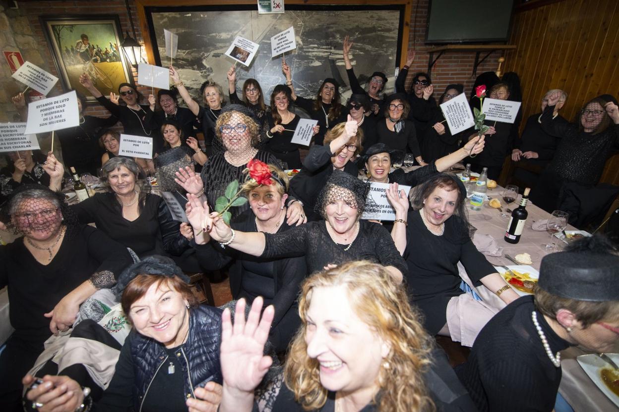 Las integrantes del club de lectura se convirtieron en 'Las viudas de los jueves'.