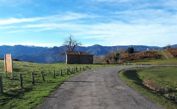 Ruta circular hasta el Pico L'Oubiu y Pelao por Marabio