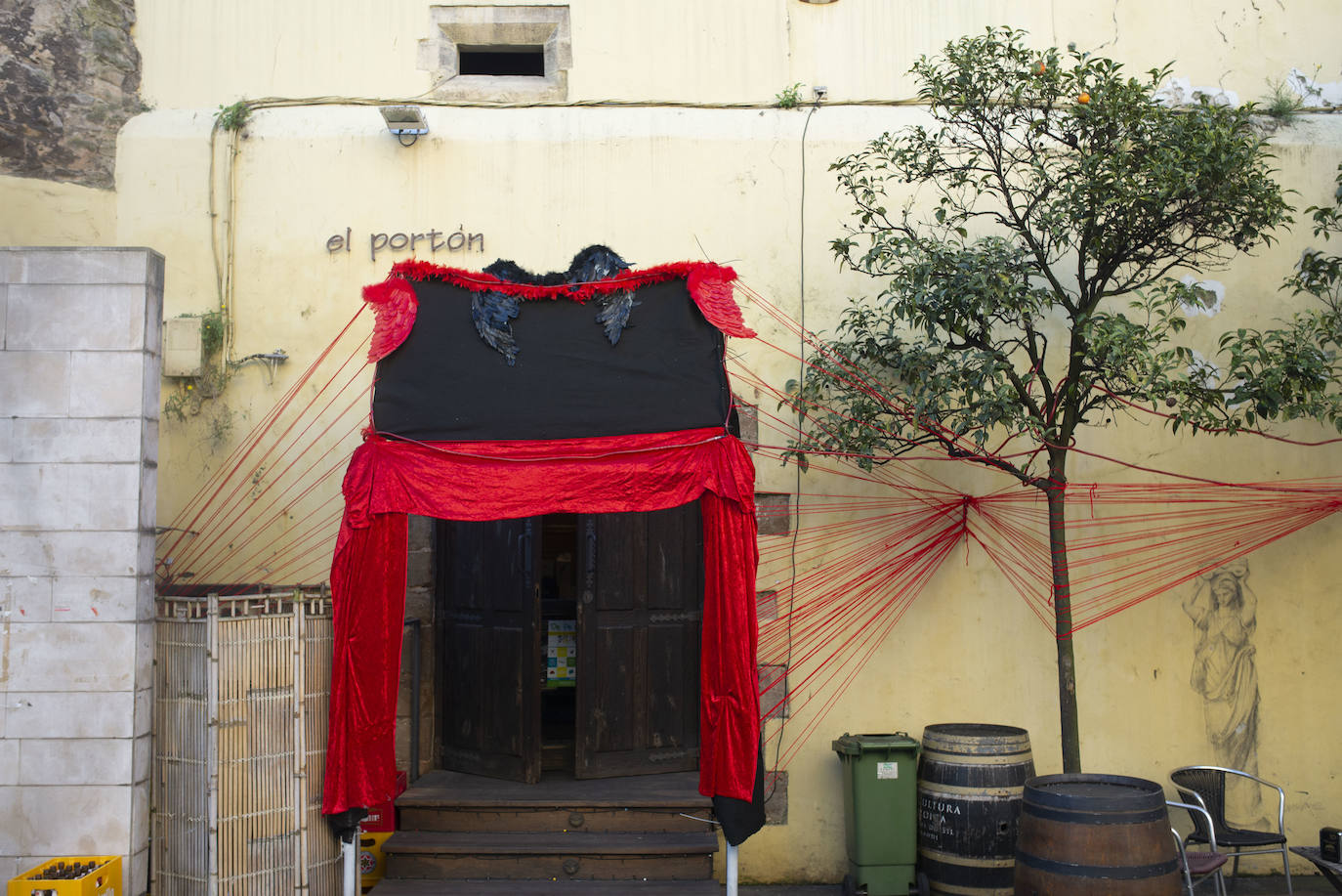 El Portón en la plaza de Alfonso VI.