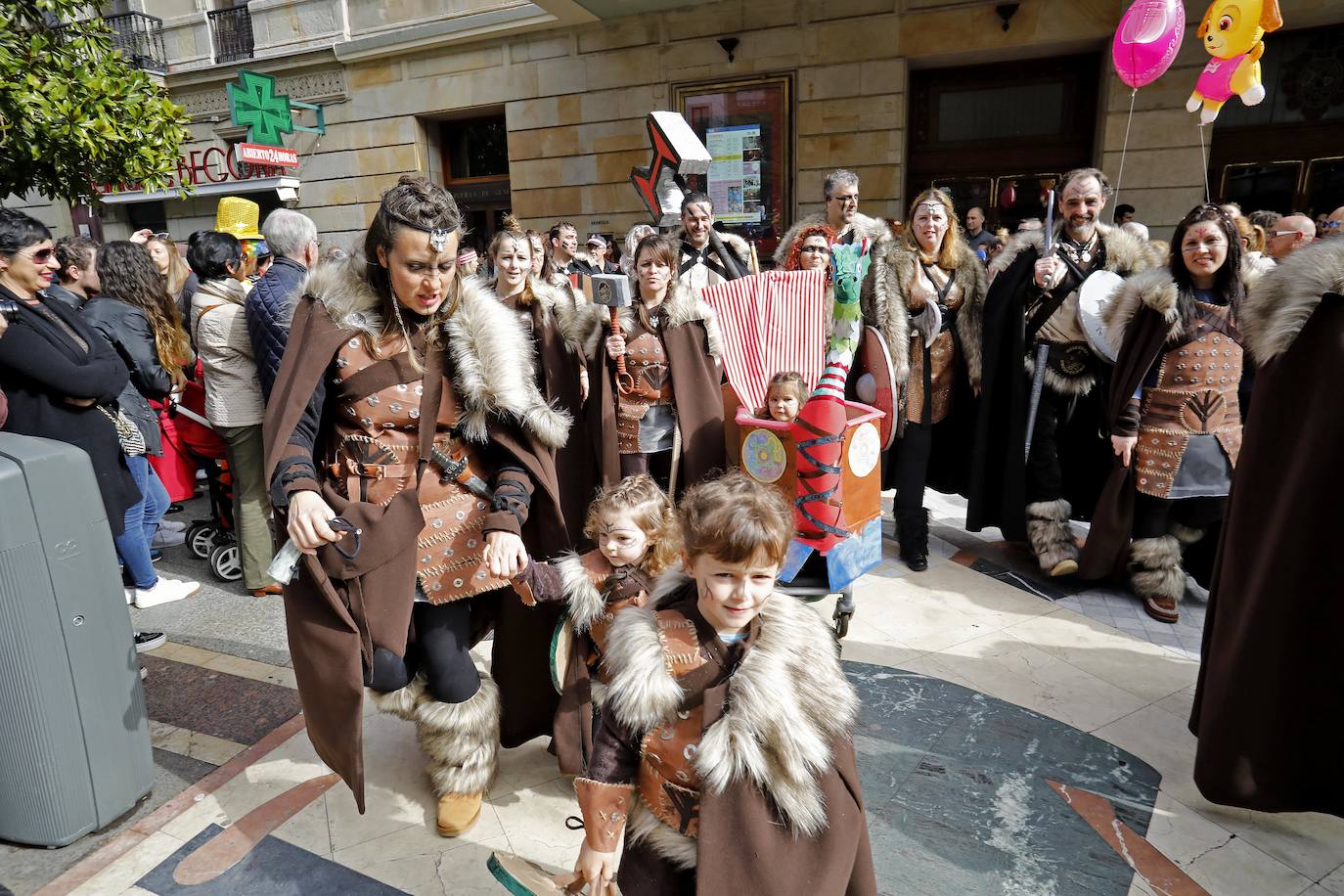 Fotos: ¿Estuviste en el desfile infantil del Antroxu en Gijón? ¡Búscate!