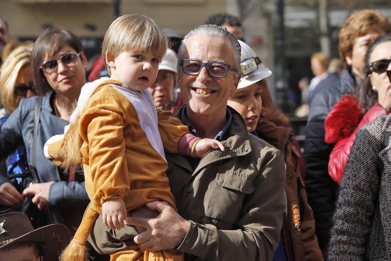 Fotos: ¿Estuviste en el desfile infantil del Antroxu en Gijón? ¡Búscate!