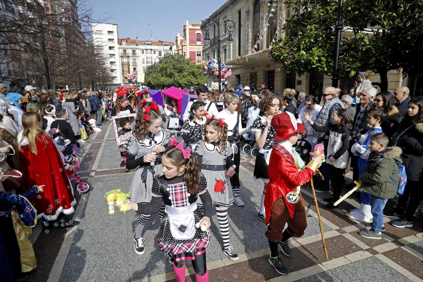 Fotos: ¿Estuviste en el desfile infantil del Antroxu en Gijón? ¡Búscate!