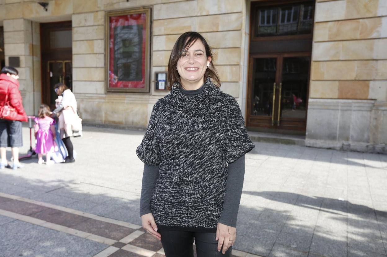 Ruth Miranda, en el gijonés paseo de Begoña. 