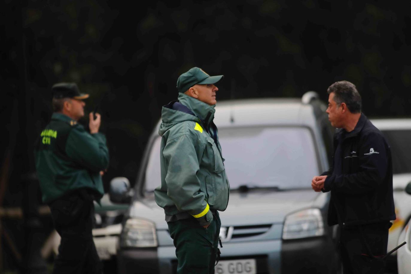 Bomberos, el Helimer y Salvamento Marítimo tratan de encontrar al hombre, desaparecido desde este lunes a mediodía