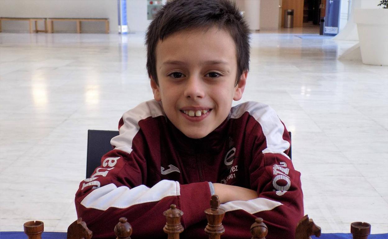 Nicolás Martín, del Club Ensidesa, campeón regional sub 12 