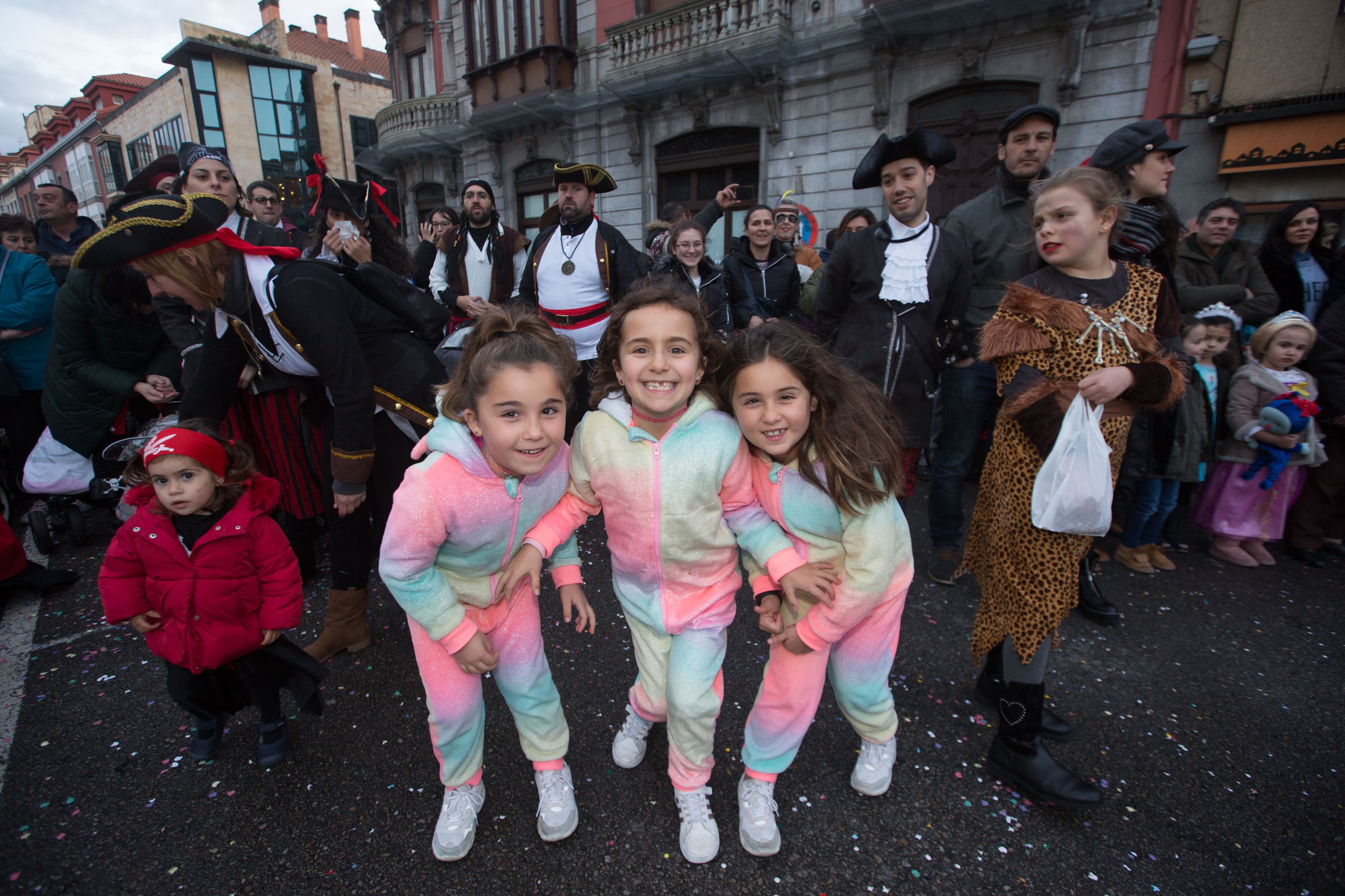Fotos: Búscate en el Desfile de Antroxos