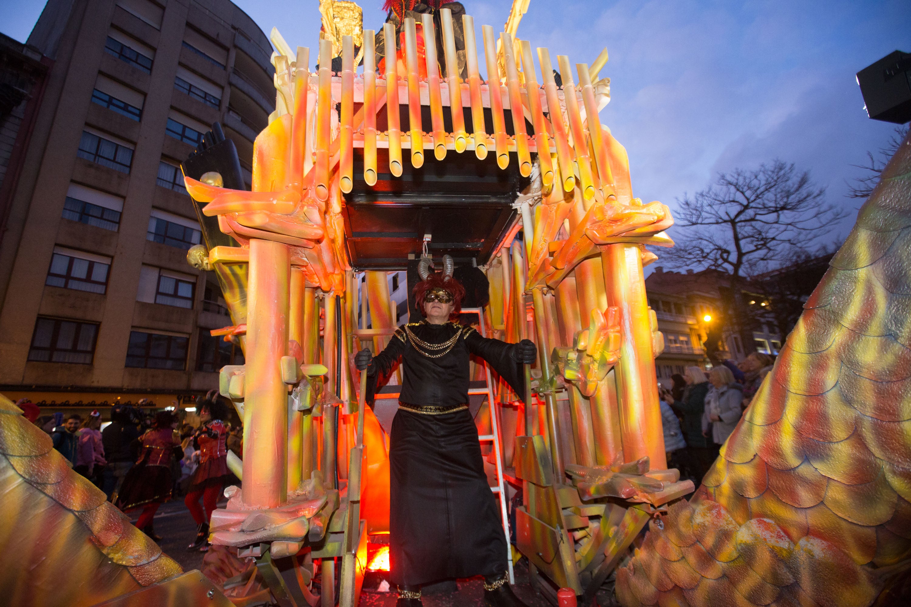 Fotos: Búscate en el Desfile de Antroxos