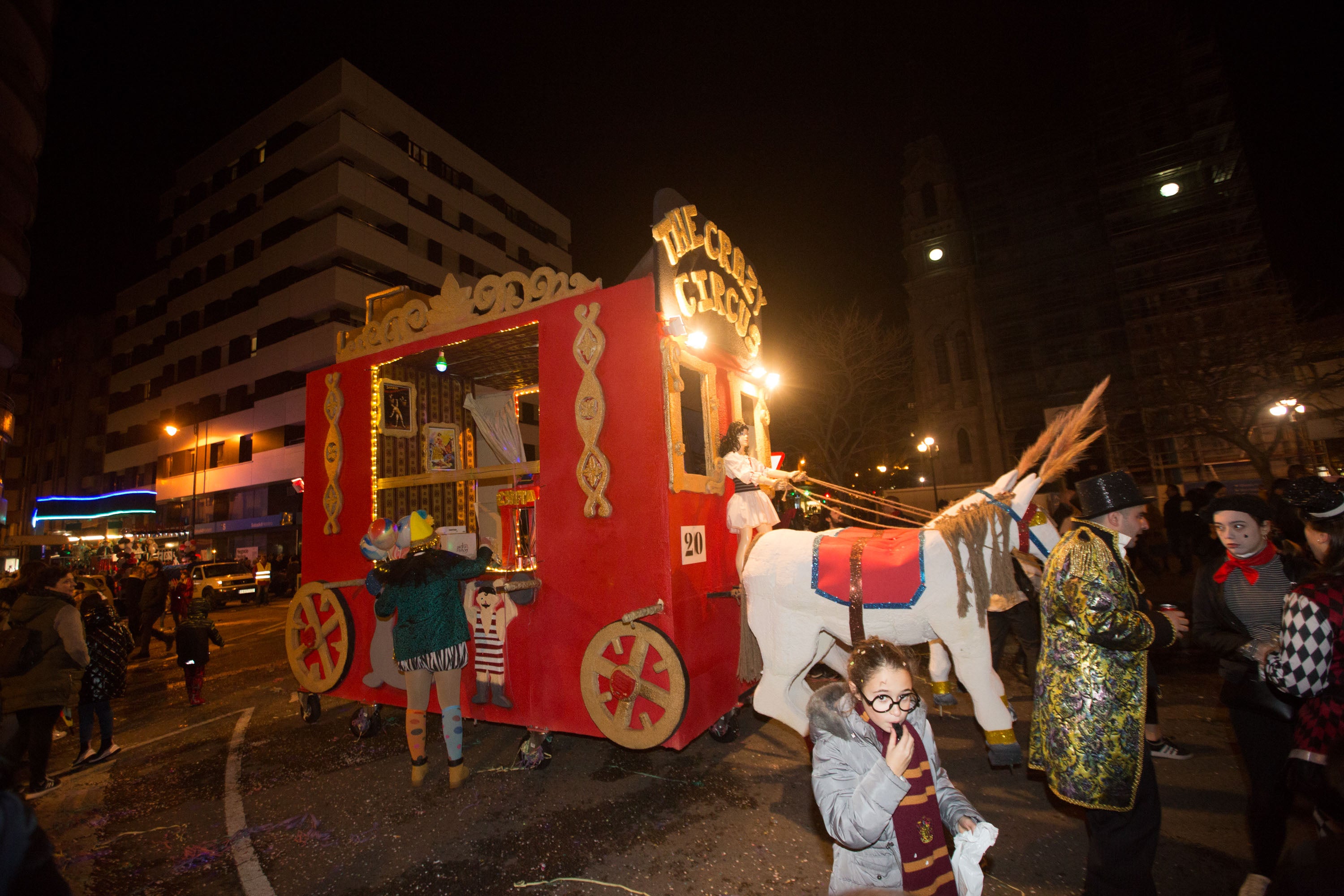 Fotos: Búscate en el Desfile de Antroxos