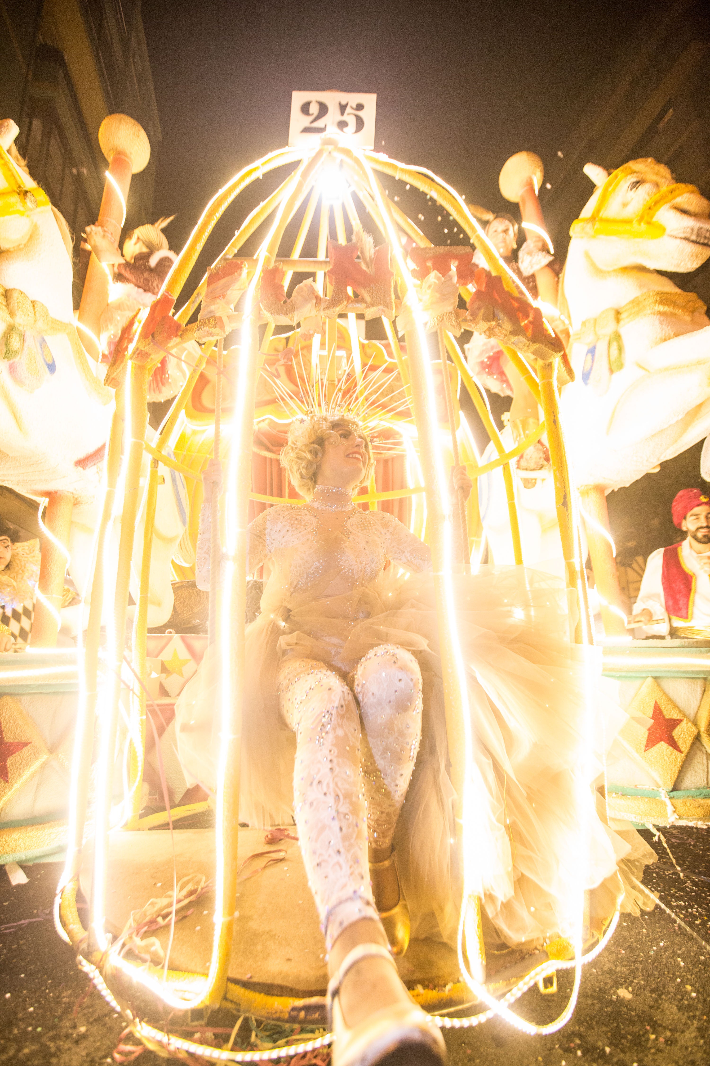 Fotos: Búscate en el Desfile de Antroxos