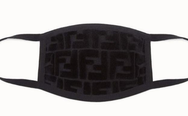 Mascarilla con el monogram de Fendi.