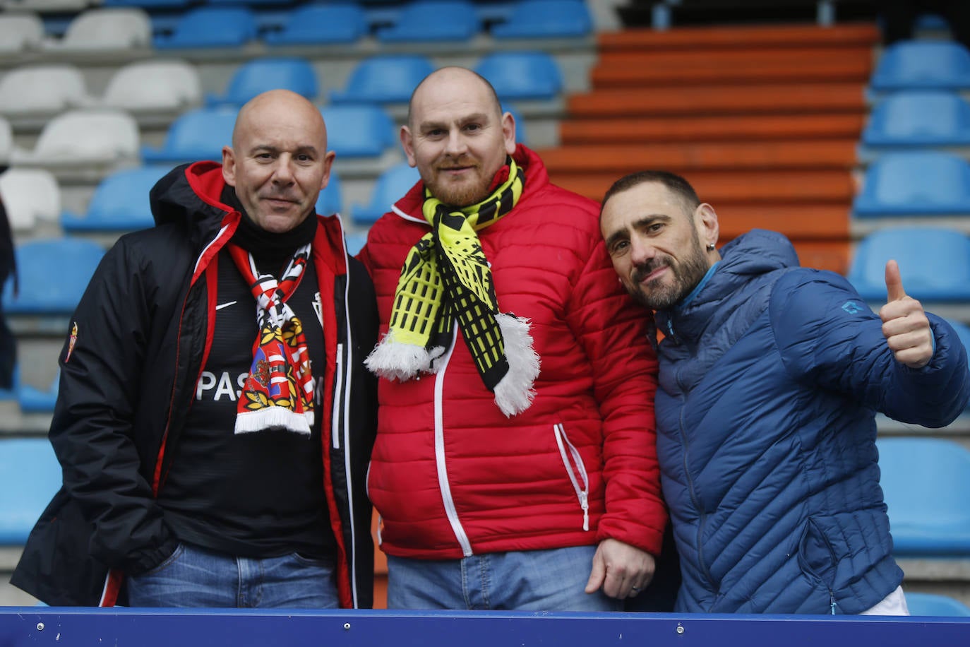 Fotos: ¿Estuviste en el Ponferradina – Sporting? ¡Búscate!