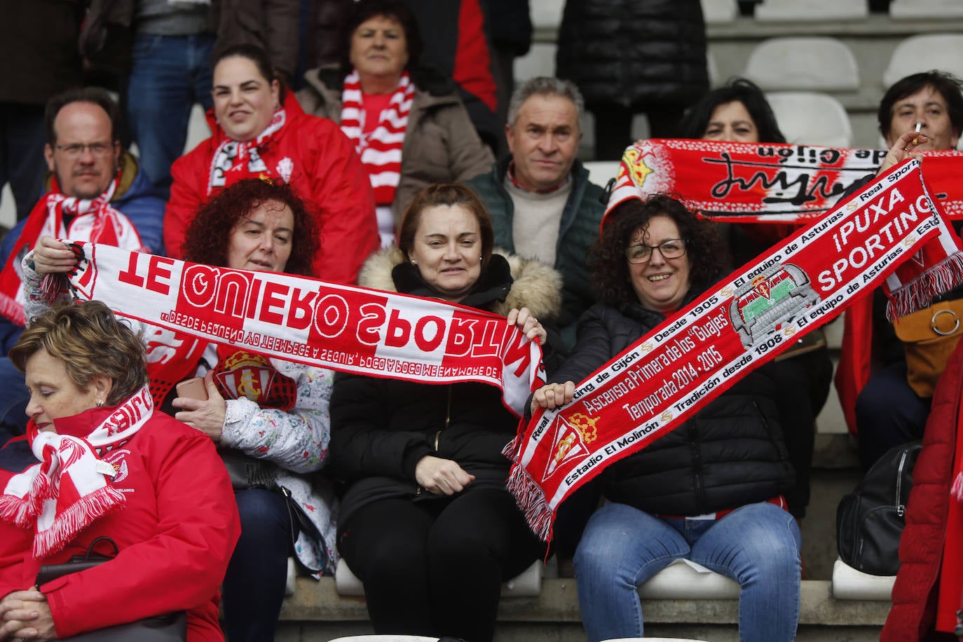 Fotos: ¿Estuviste en el Ponferradina – Sporting? ¡Búscate!
