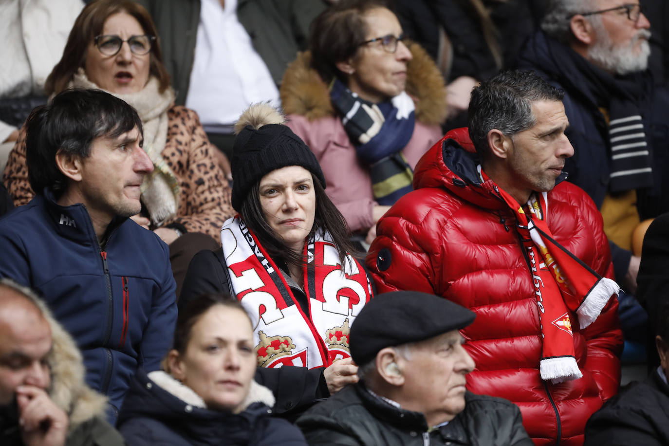 Fotos: ¿Estuviste en el Ponferradina – Sporting? ¡Búscate!