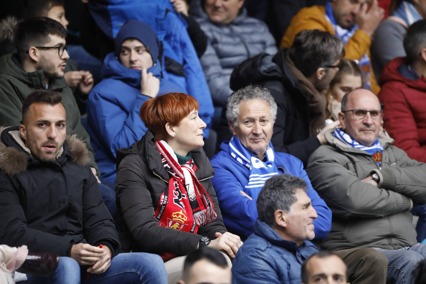 Fotos: ¿Estuviste en el Ponferradina – Sporting? ¡Búscate!