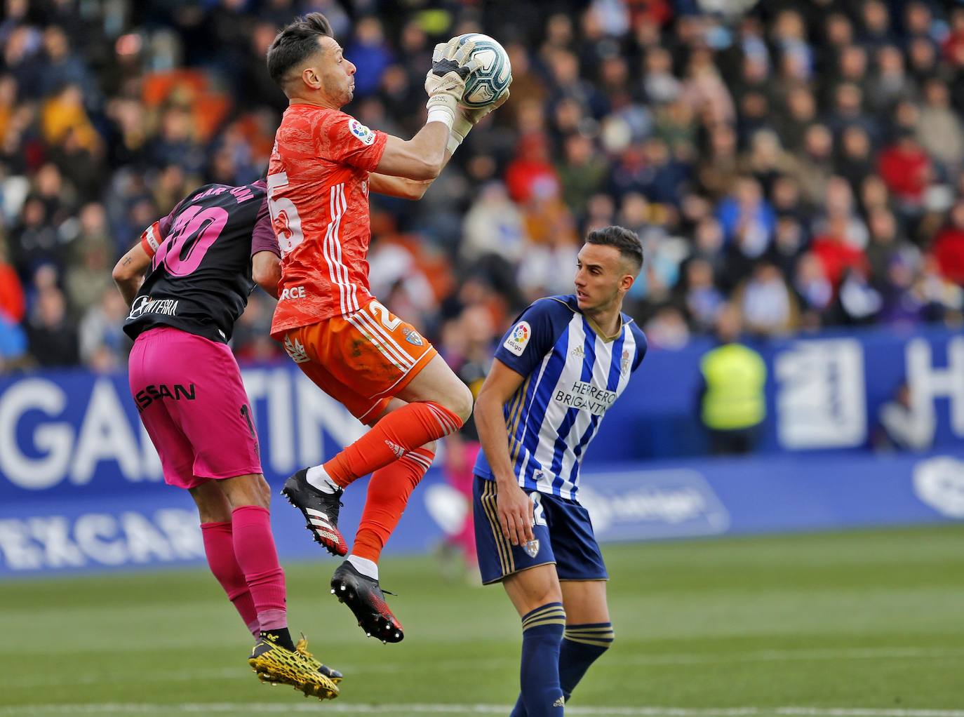 El conjunto rojiblanco cayó en El Toralín debido a un gol Kaxe en el minuto 17. 