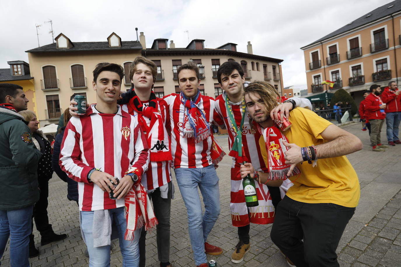Se esperan unos 2.000 seguidores en las gradas de El Toralín para el importantísimo encuentro de esta tarde del Sporting