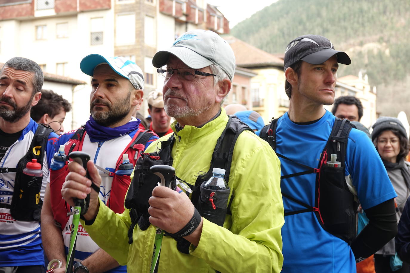 La prueba deportiva Piloña Orienta, organizada por los alumnos de Pro Viaje de Estudios del IES de Infiesto, tuvo lugar este domingo en Infiesto. 