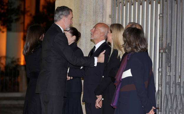 Los Reyes, dando el pésame a la familia de Plácido Arango