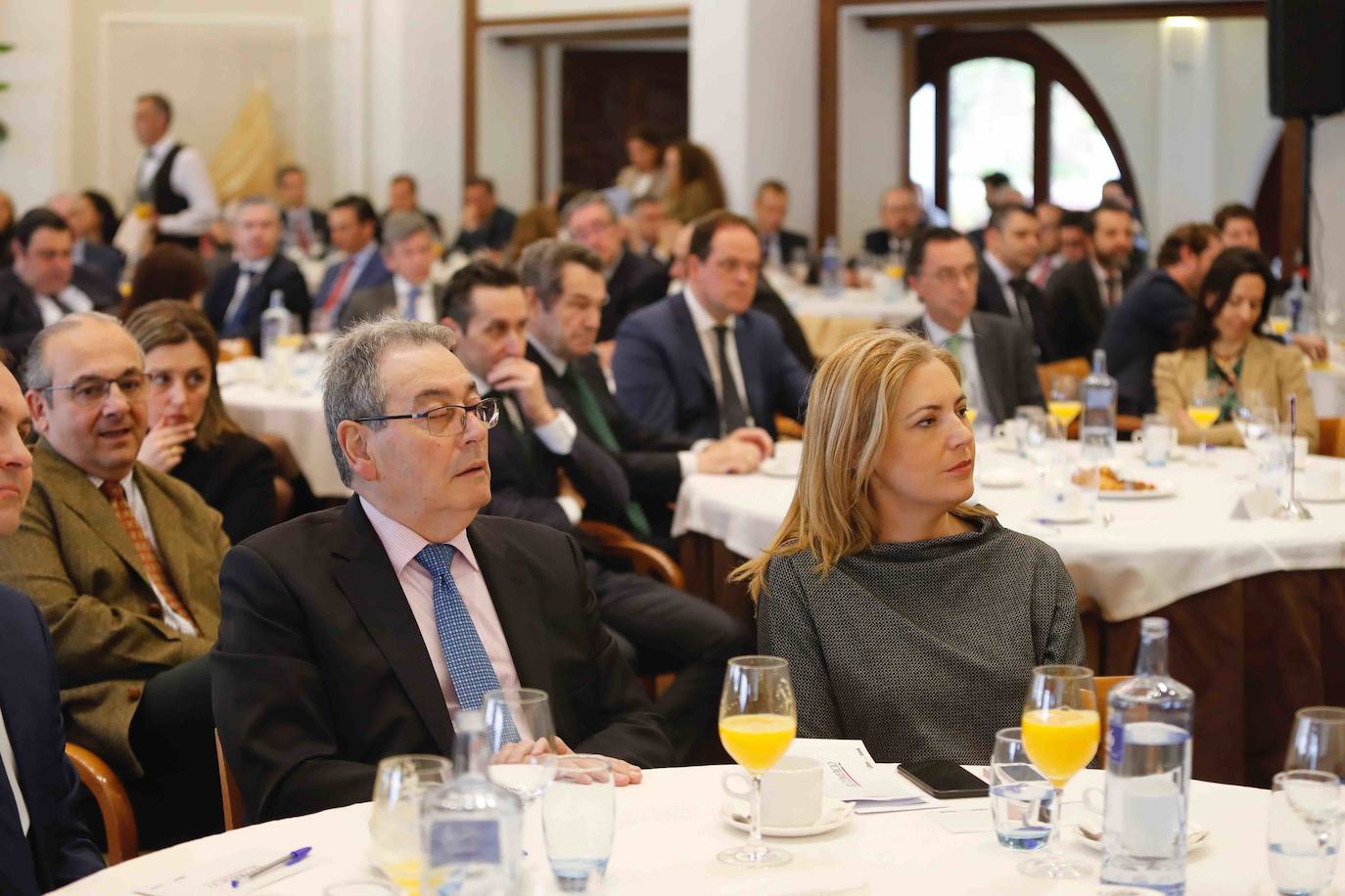 El presidente de la Confederación Española de Organizaciones Empresariales (CEOE) participa en la jornada 'Retos y oportunidades de las empresas ante el nuevo ciclo', organizada por EL COMERCIO y Liberbank