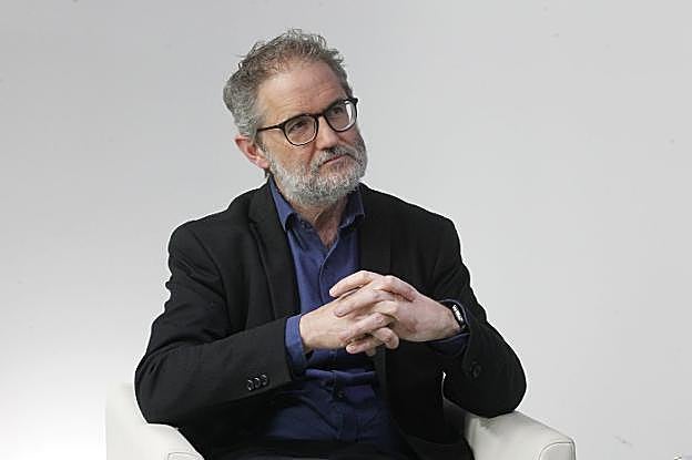 El director general de Salud Pública, Rafael Cofiño, durante su entrevista en el programa de 'La Lupa'. 