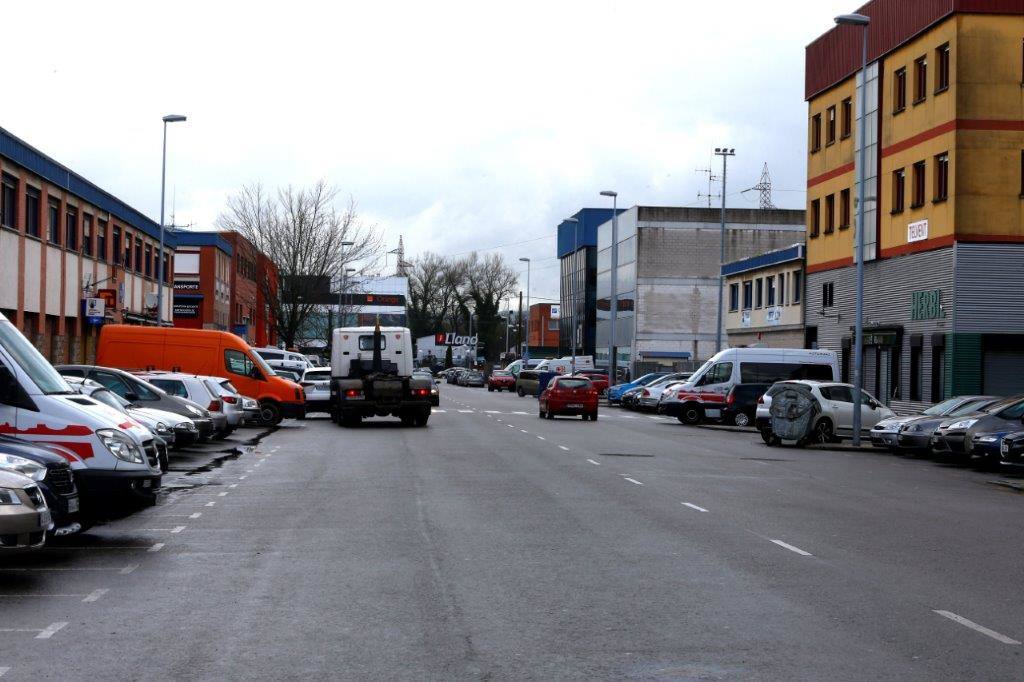 Los trabajadores comienzan una jornada laboral con estado de Alarma en vigor