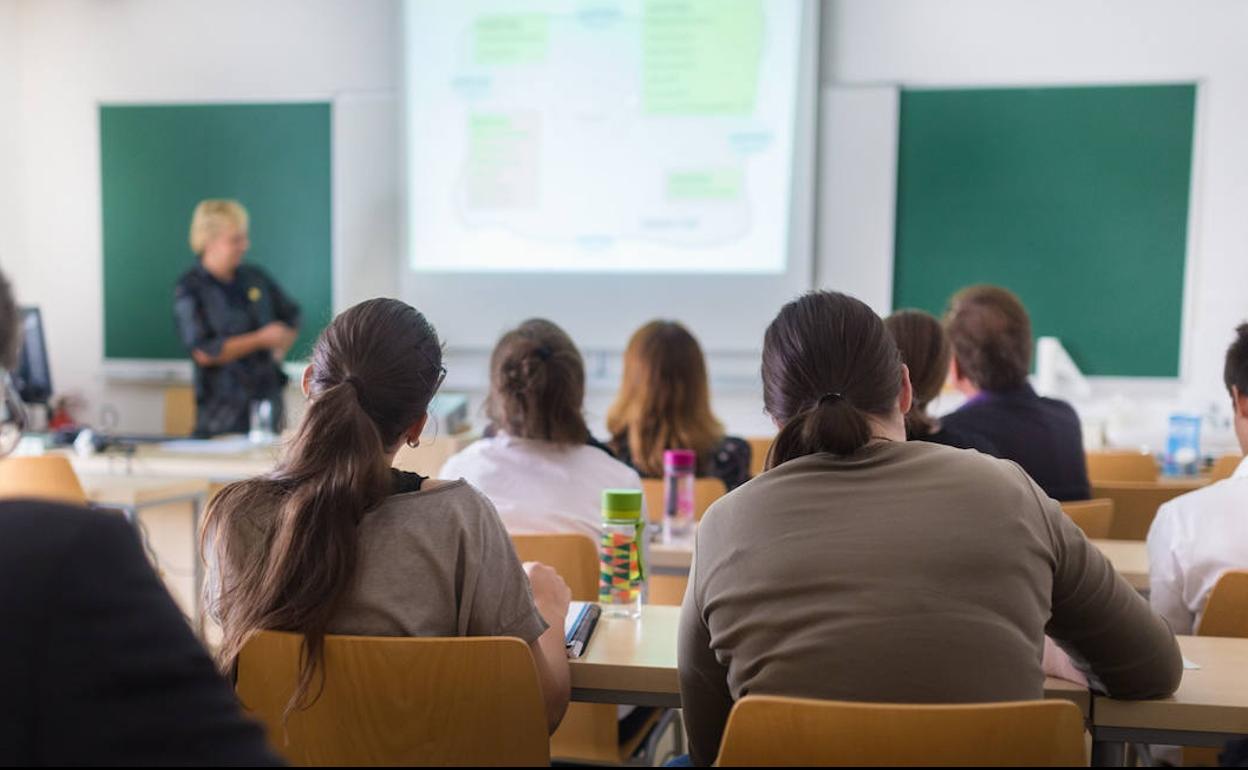 Coronavirus | El Ministerio de Educación recuerda que flexibilizará el calendario académico y las prácticas de FP