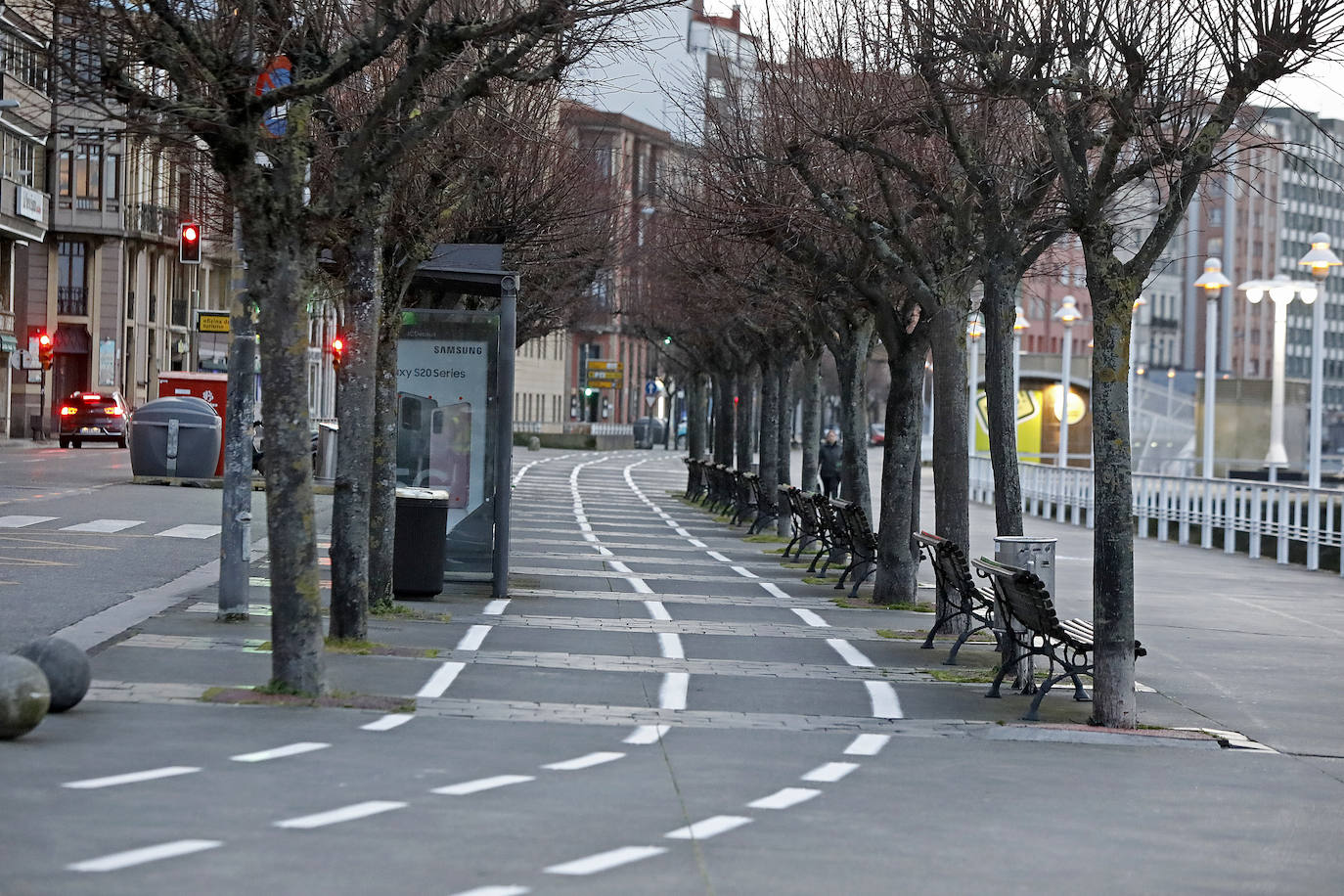 Apenas ciudadanos es la tónica general en las calles y carreteras asturianas