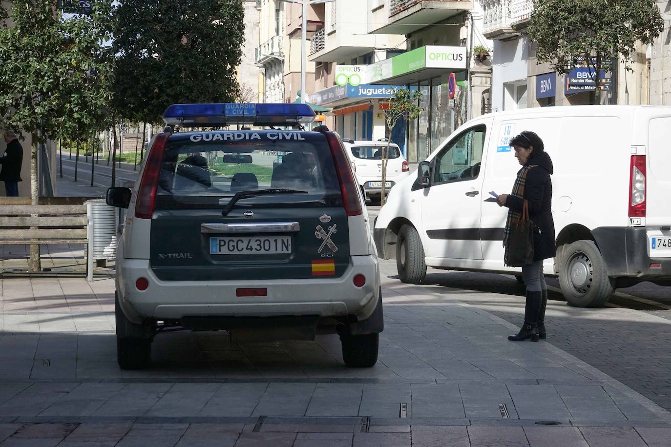 Apenas ciudadanos es la tónica general en las calles y carreteras asturianas