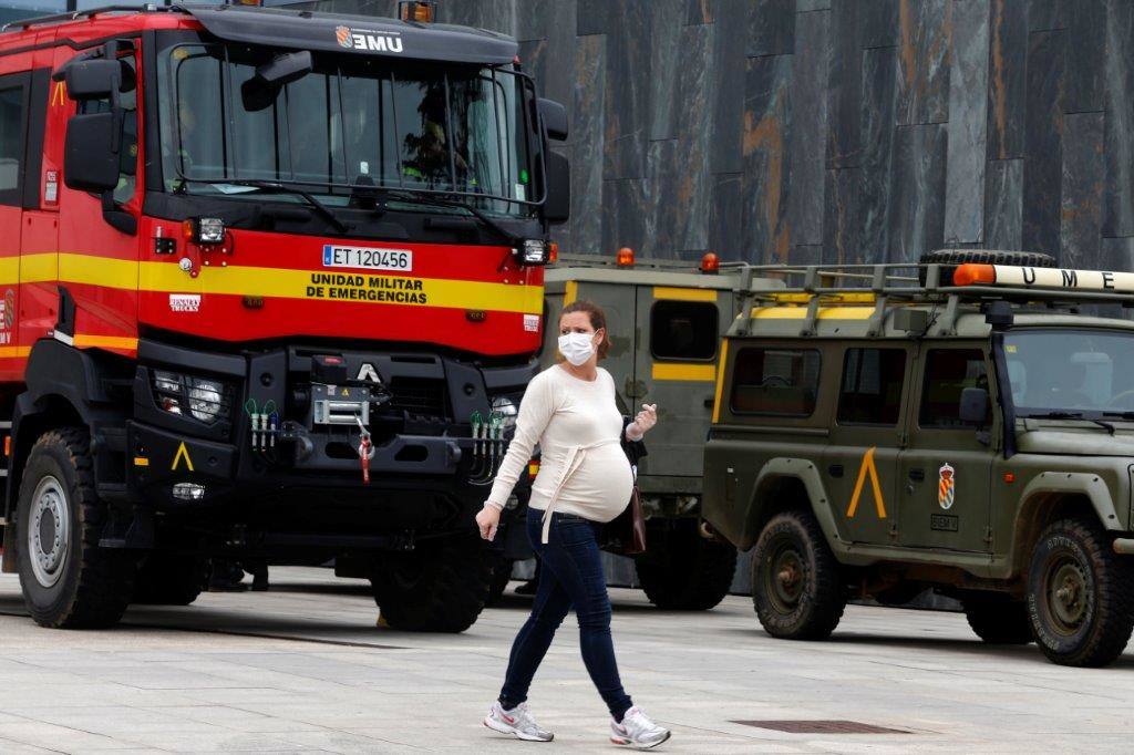 Los integrantes de la UME tendrán como una de las labores fundamentales la limpieza de edificios y zonas de uso público como estasciones de tren o autobús
