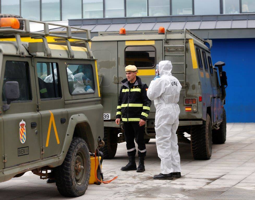 Los integrantes de la UME tendrán como una de las labores fundamentales la limpieza de edificios y zonas de uso público como estasciones de tren o autobús