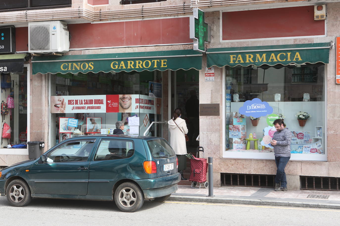 Los asturianos siguen viviendo bajo las restricciones que impone el Estado de Alarma por el coronavirus 